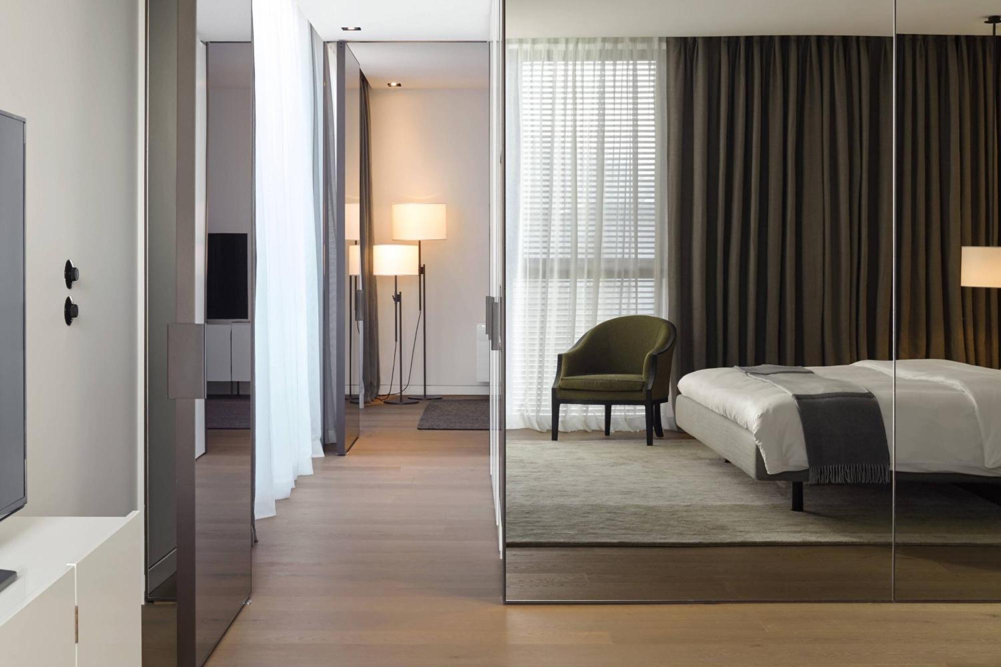 Roomers Baden-Baden, Autograph Collection Exterior photo A room at the Mandarin Oriental Munich